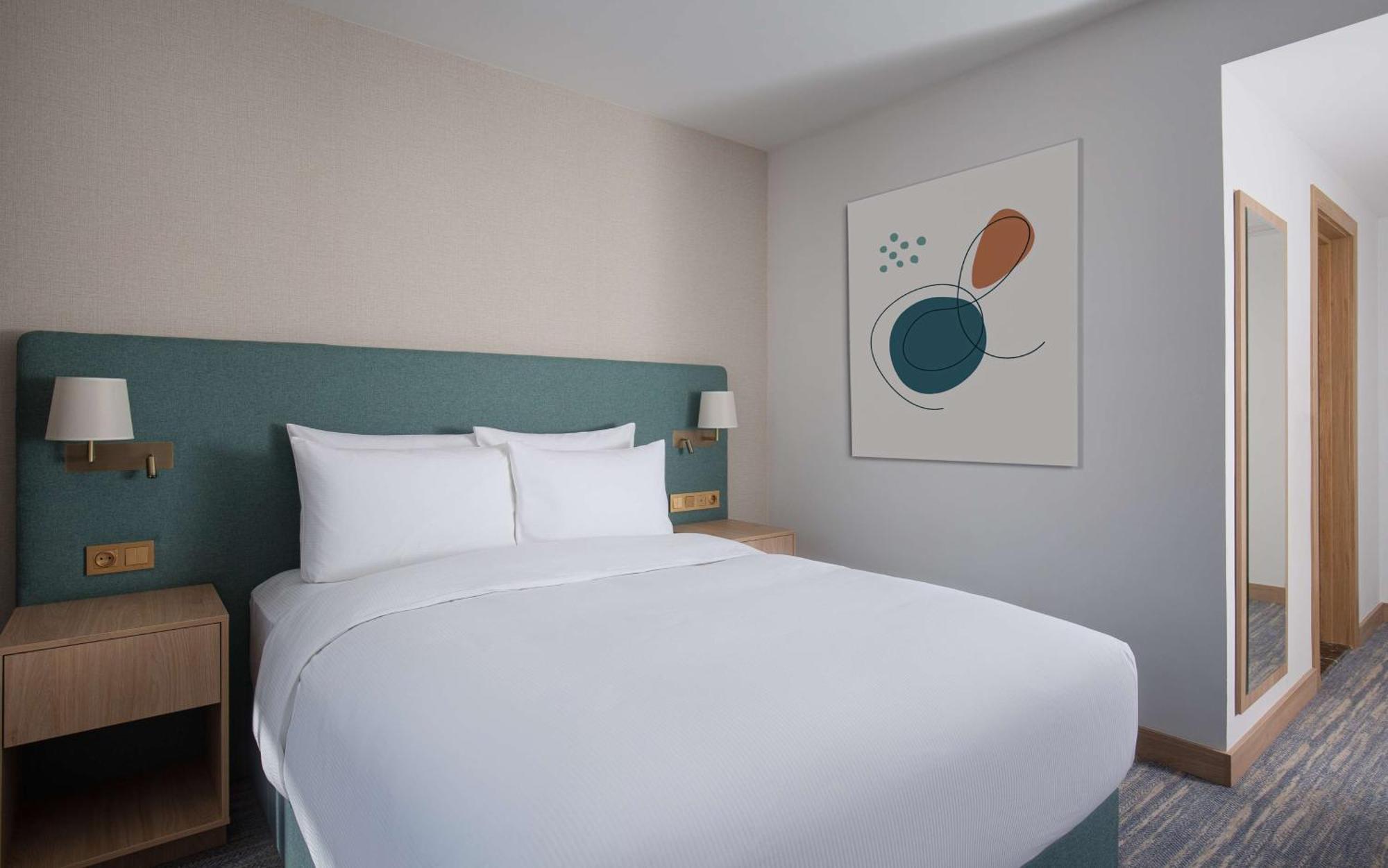 Doubletree By Hilton Shymkent Ξενοδοχείο Εξωτερικό φωτογραφία