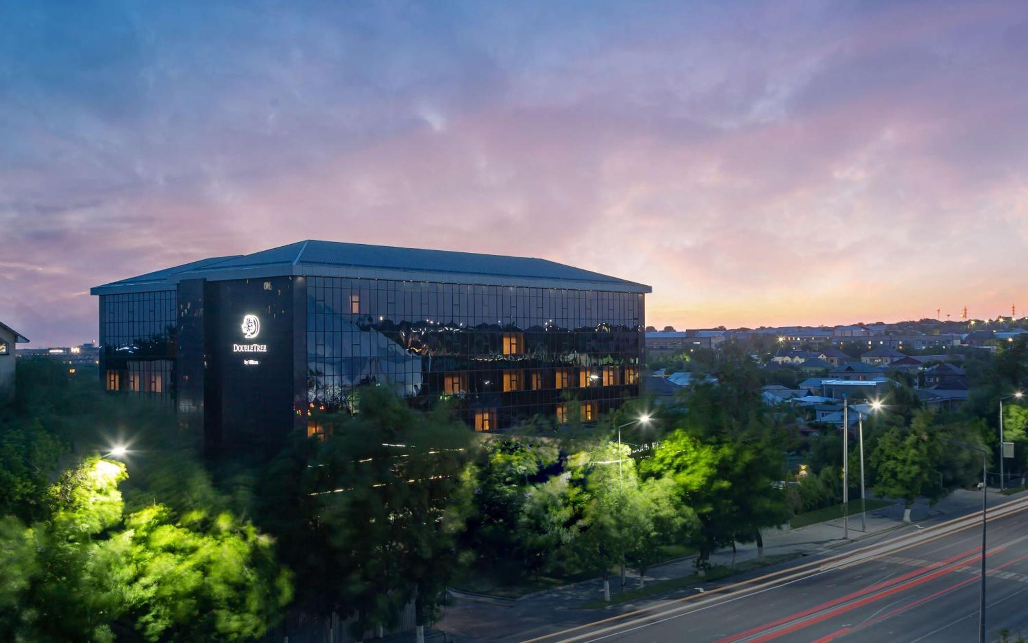 Doubletree By Hilton Shymkent Ξενοδοχείο Εξωτερικό φωτογραφία