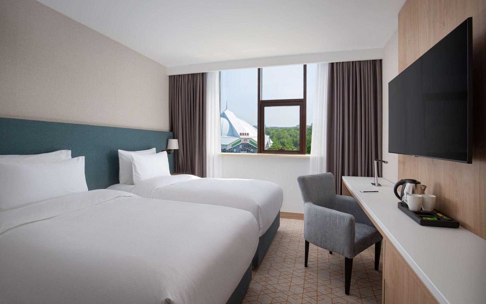 Doubletree By Hilton Shymkent Ξενοδοχείο Εξωτερικό φωτογραφία